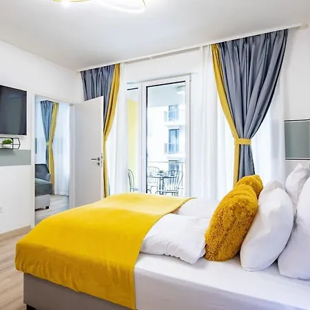 Apartment Free Parking - Balcony - Sunny - New Budapest