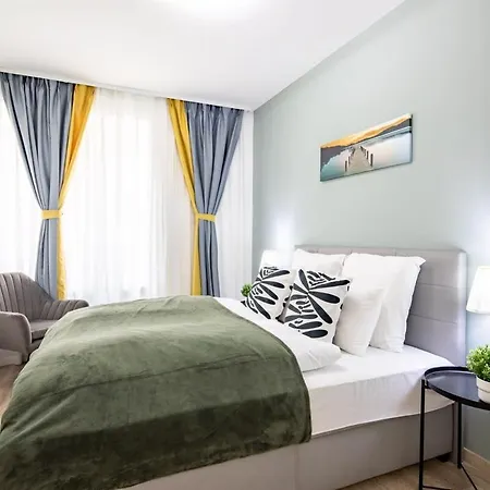 Free Parking - Balcony - Sunny - New Budapest