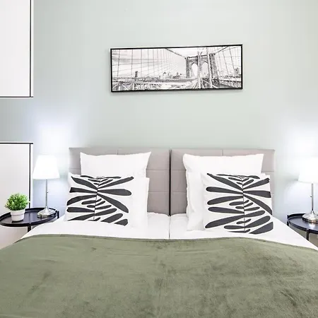 Apartman Free Parking - Balcony - Sunny - New